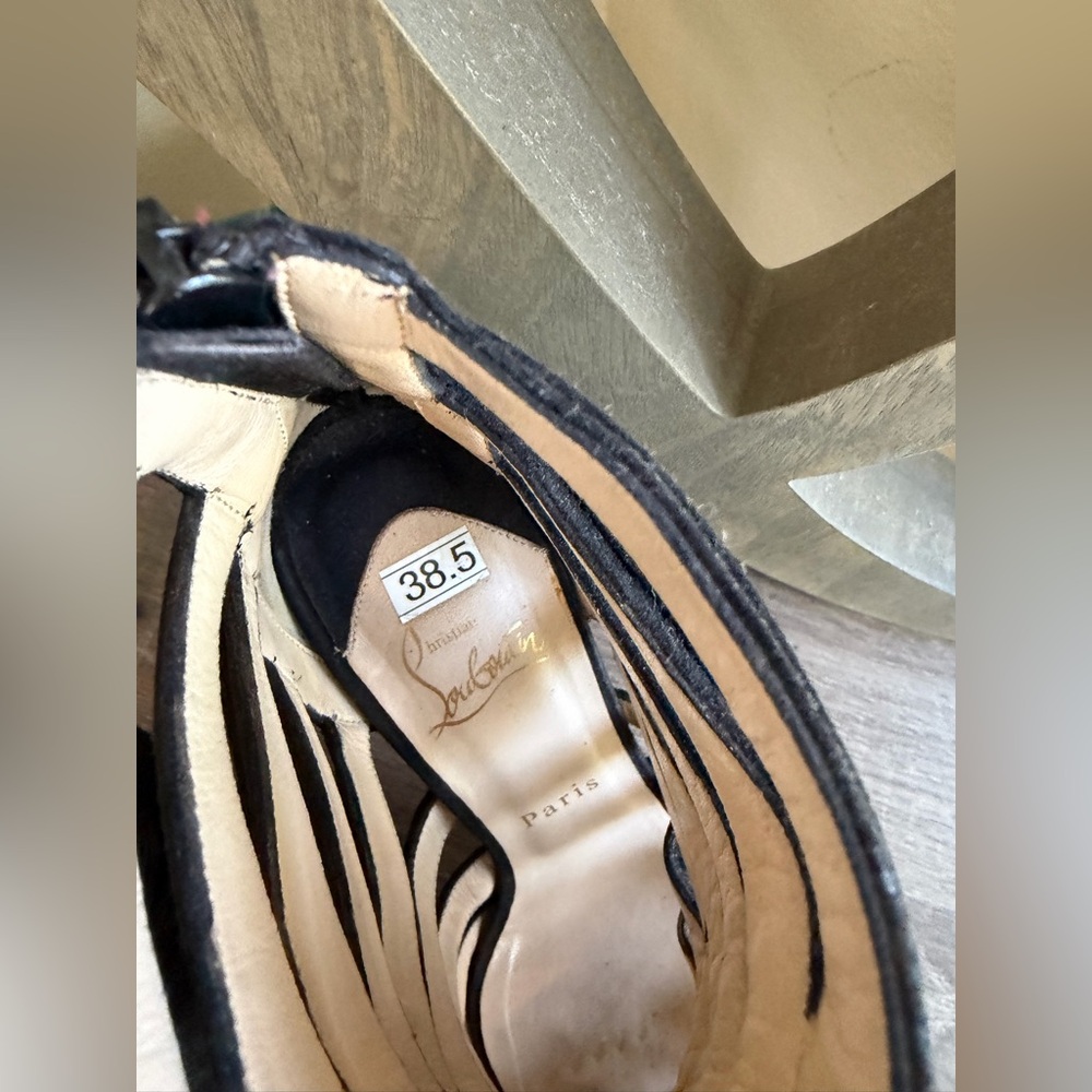 🇺🇸💲👠 Christian Louboutin Caged Heels Booties Black Suede Tinazata Red 38.5 EU7.5 - Picture 4 of 10